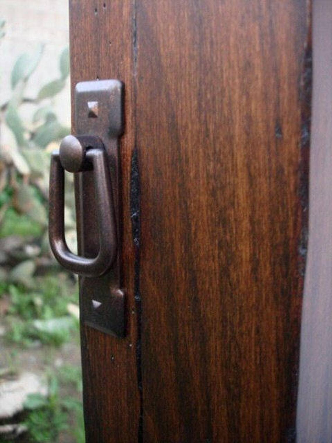 Dijkoo ZyduzscAT NUOTIRUIS Primitive Mission Medicine Cabinet